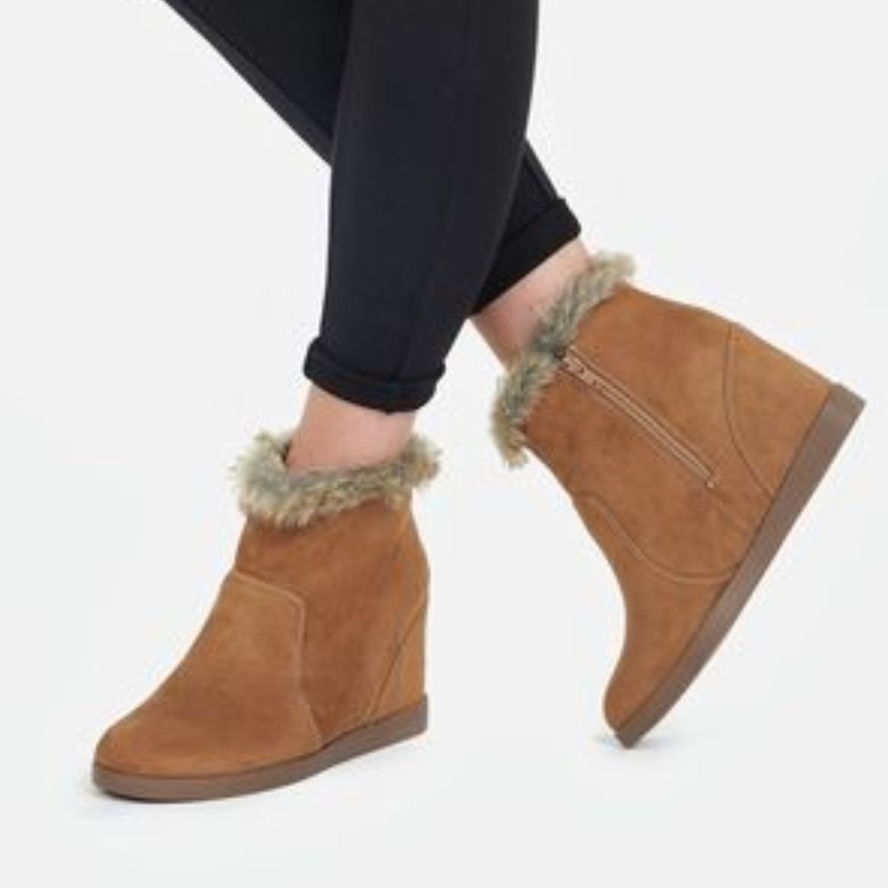 JustFab Kishani Zip Suede Wedge Booties 8.5